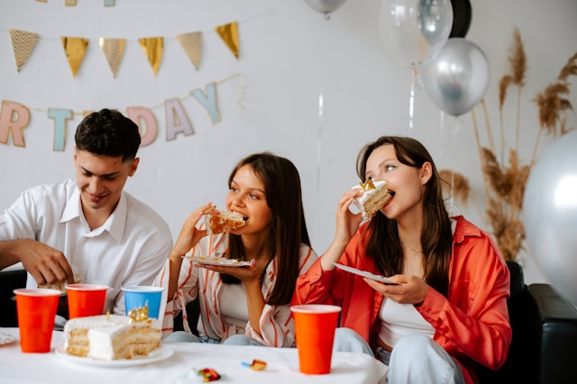 Eco-Friendly Party Kits view 2