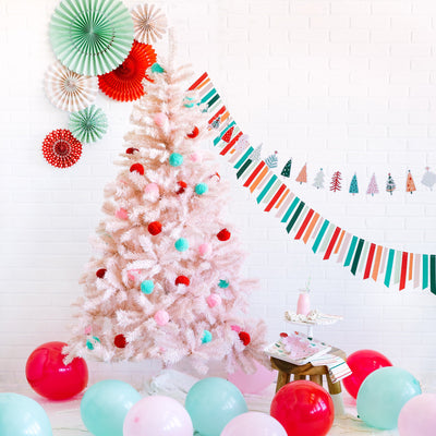 Trendy Holiday Hosting Supplies That Will Wow Your Guests This Season!