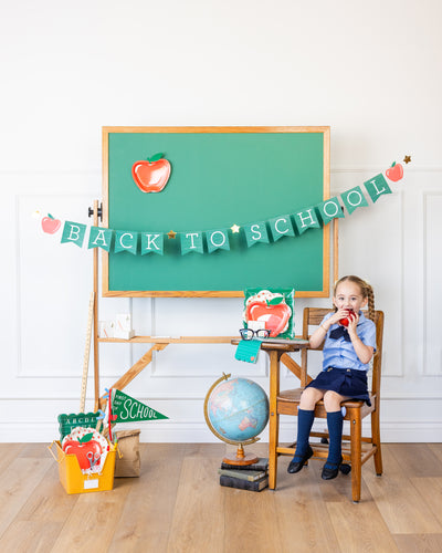 Apple Shaped Paper Plate