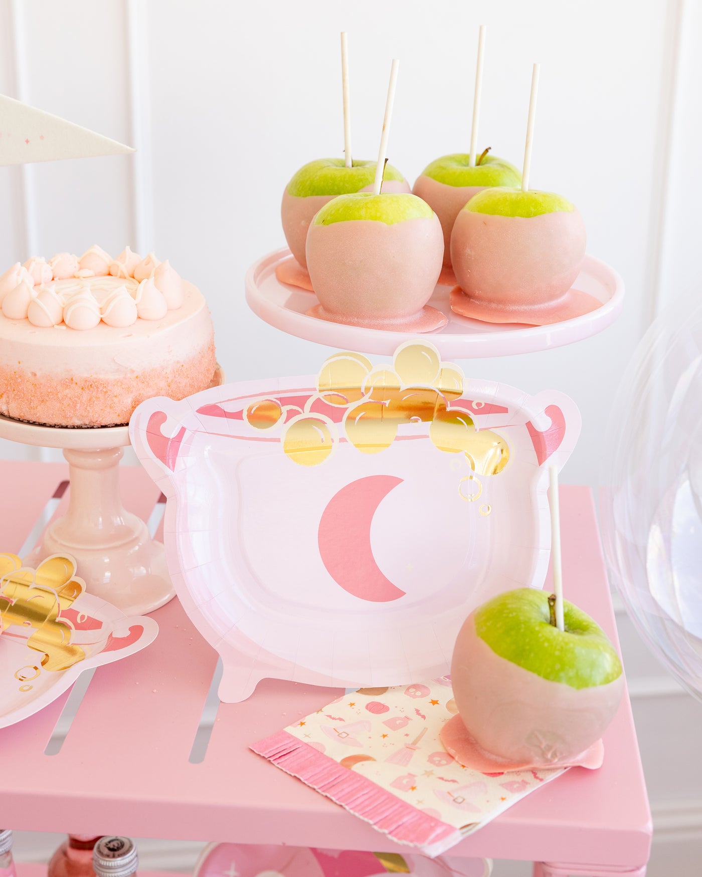 Pink Cauldron Shaped Paper Plate