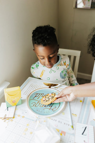 Occasions By Shakira - Globe Paper Plate