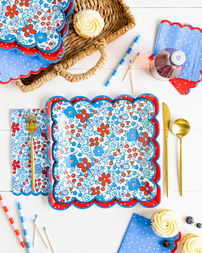 Americana Polka Dot Cocktail Napkin Set