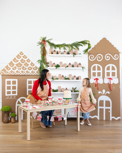 Gingerbread Apron - Youth