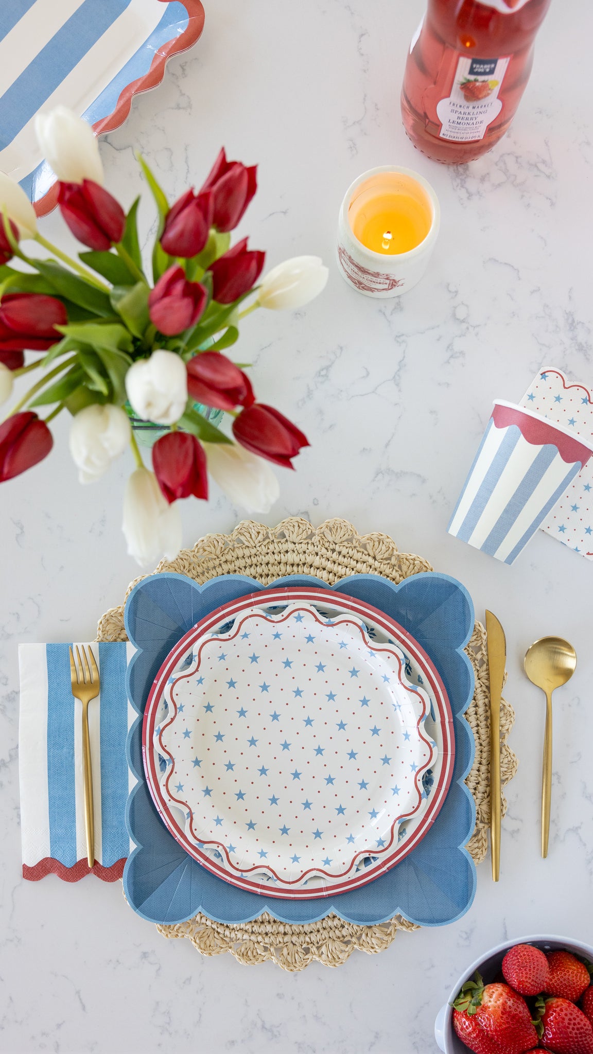 Hamptons Petite Stars 9" Paper Plate