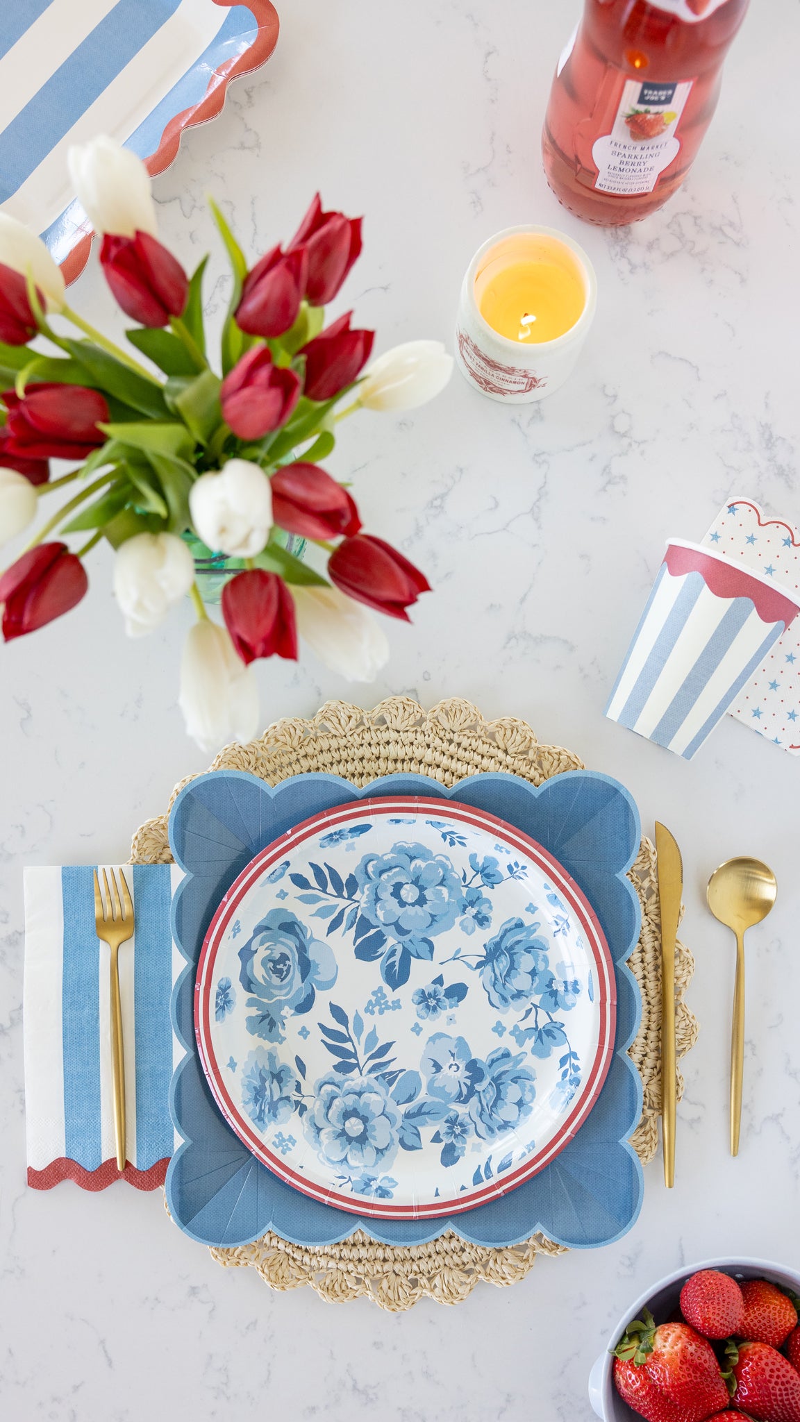 Hamptons Floral 10" Round Paper Plate