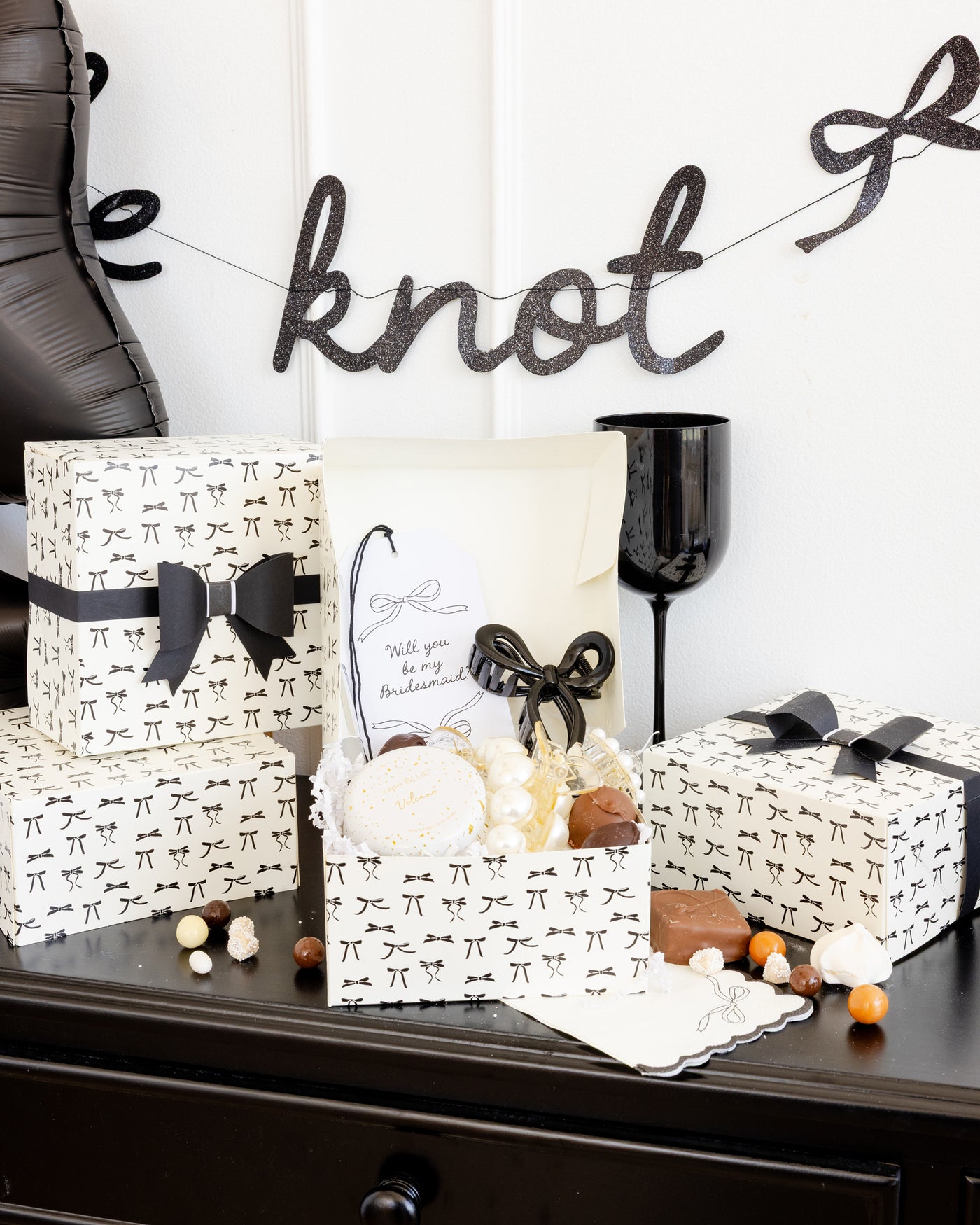 Tying the Knot Treat Box