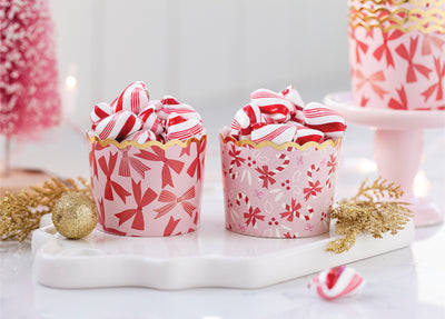 Gold Foil Bows on Pink 5 oz Baking Cups