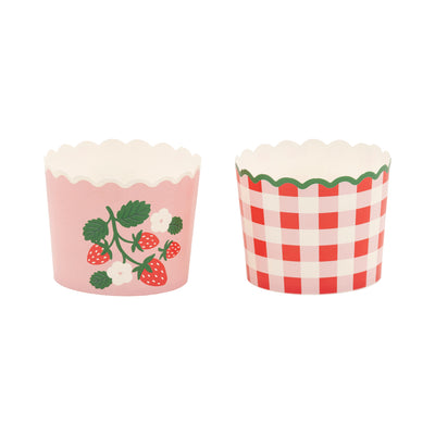 Strawberry Gingham Baking Cup