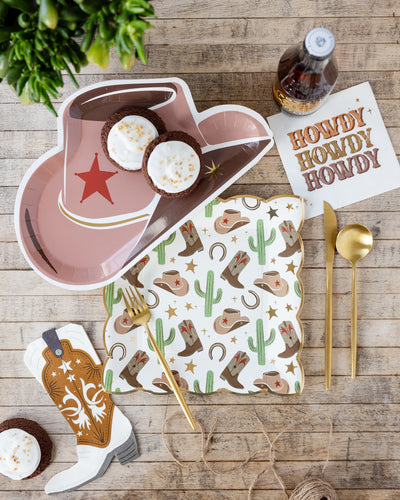 Cowboy Scattered Icons Paper Plate