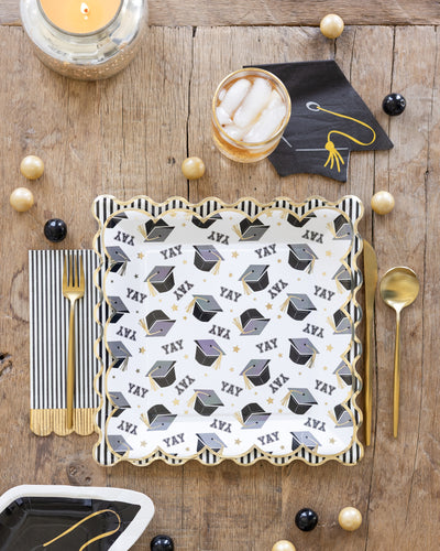 Cap Shaped Guest Napkin