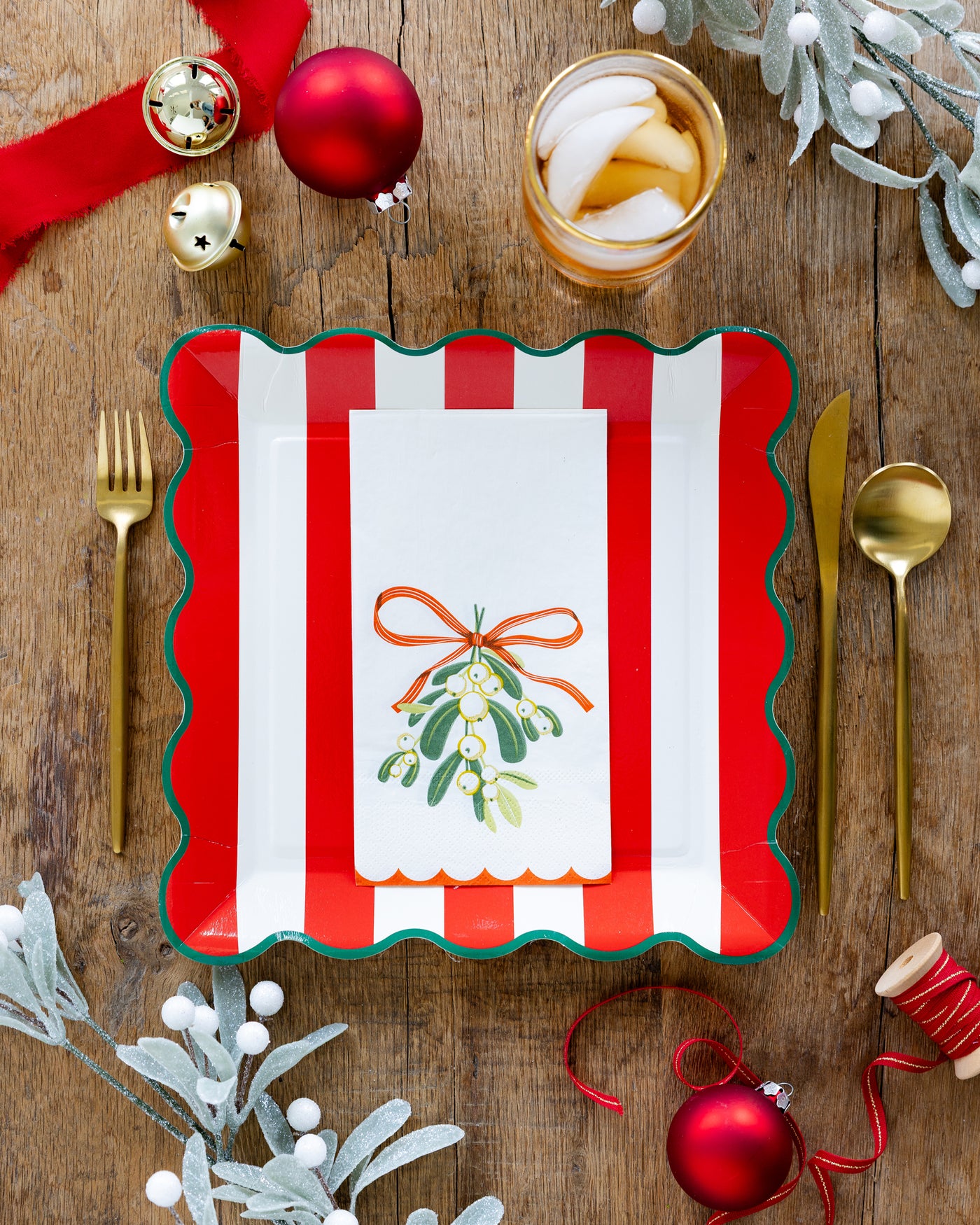 Mistletoe Guest Napkin