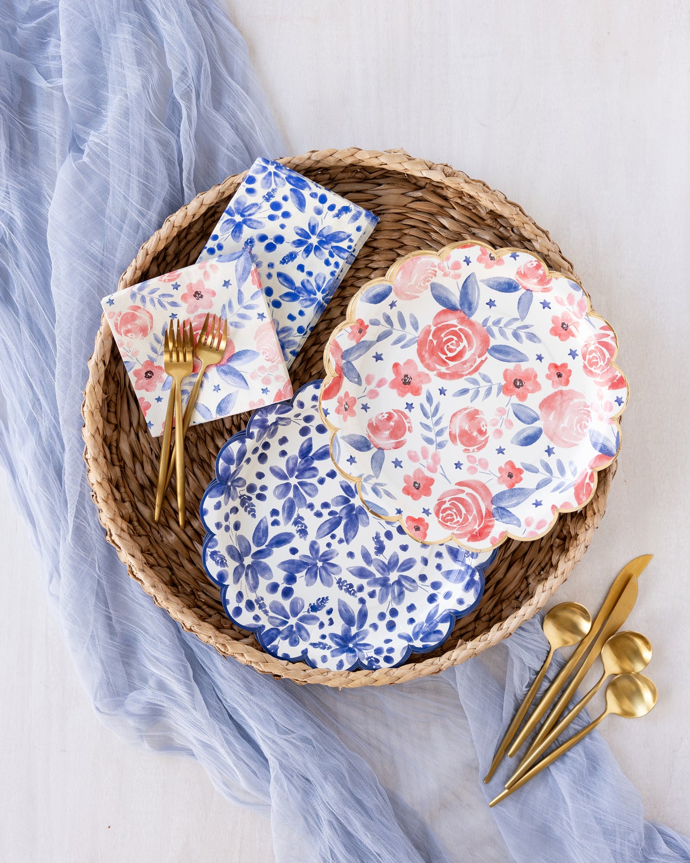 Blue Scallop Floral Paper Guest Napkin