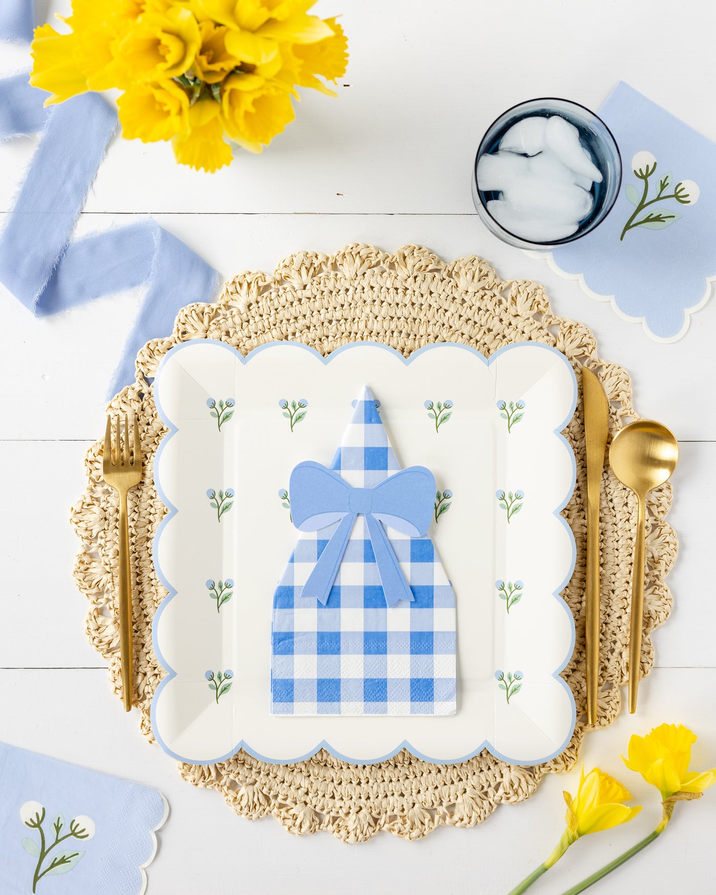 Gingham Guest Napkin and Ring Set