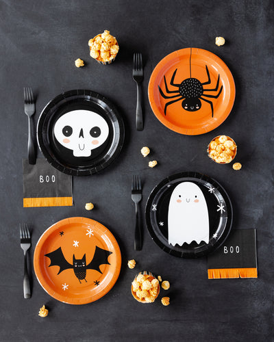 Icon Halloween Paper Plate Set