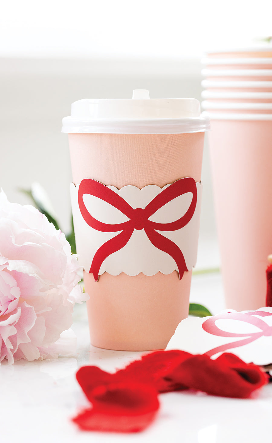Red Bow on Pink To Go Cups