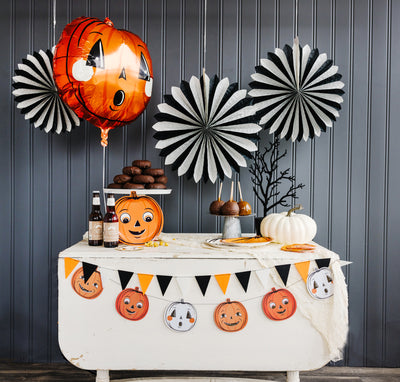 Vintage Halloween Pumpkin Shaped Paper Plate Set