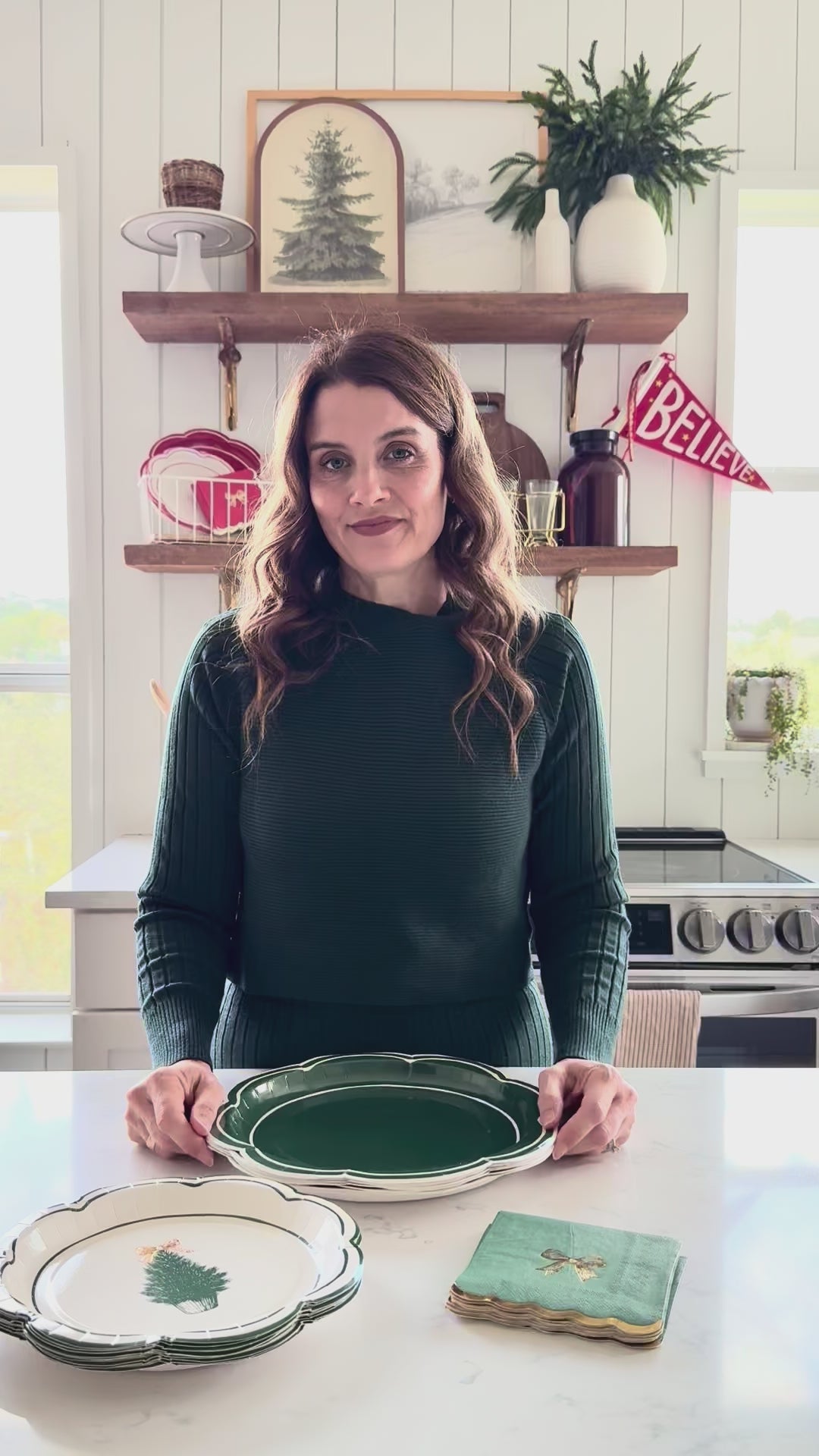 Green Scalloped Cream Lines Plate