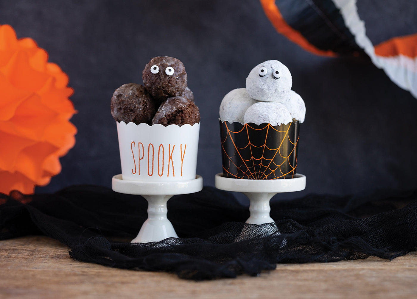 Spooky Webs Baking/Treat Cups