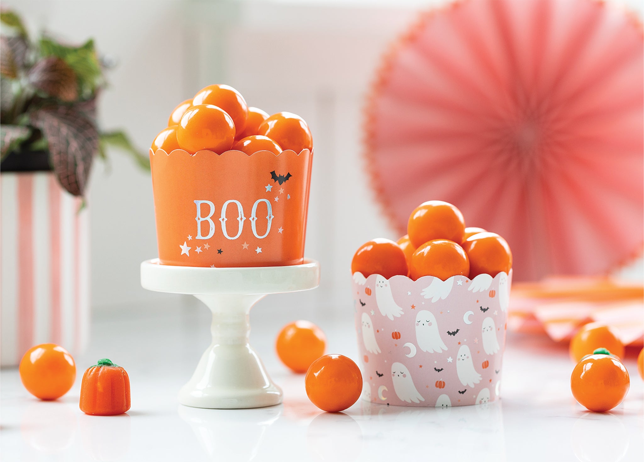 Holographic Boo Food Cups (50pcs)| My Mind's Eye.