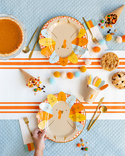 Harvest Scalloped and Fringed Guest Napkin